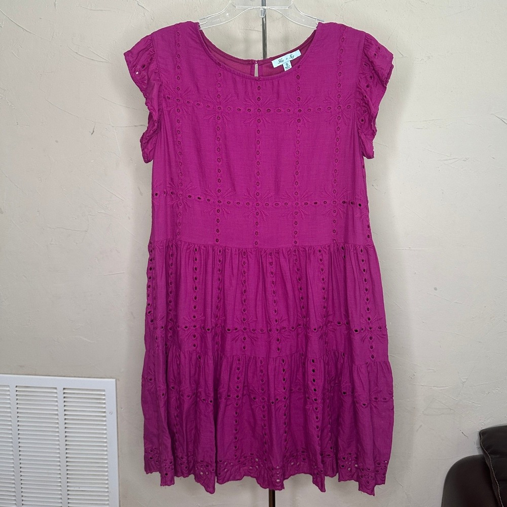 She + Sky Magenta Purple Eyelet Tiered Mini Dress Flutter Sleeve Small - Picture 1 of 7
